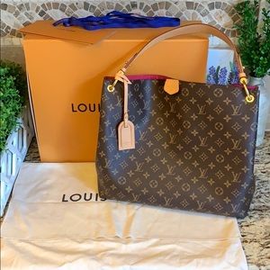 Louis Vuitton Graceful MM in Pivoine